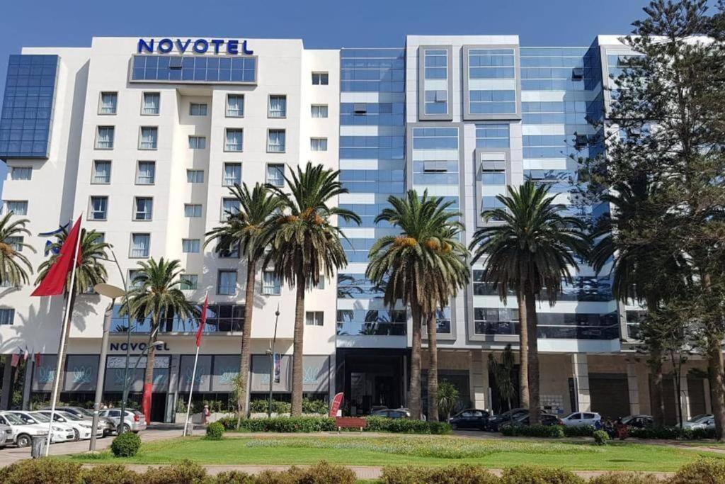 Très bel appartement en face du parc, près du Novotel Mohammedia Esterno foto